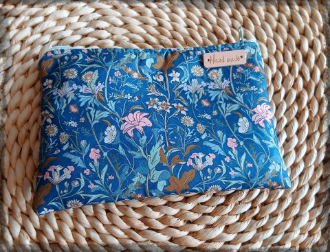 Květovaná kapsička no.03 květina peněženka louka barevná květ taštička kosmetická zahrada zahradní kytka kapsička veselá květované kapsa kosmetika na drobnosti hravá mošnička zahradnice 