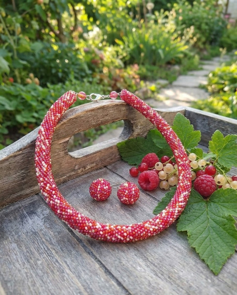 Bobule - sada náhrdelníku a náušnic šperk náhrdelník korálky doplněk náušnice podzim sada háčkování retro dutinka vzor set bobule jeseň 