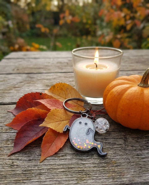 Duch - přívěsek na tašku přívěsek doplněk podzim duše dušičky duch strašidlo halloween na tašku na batoh dušička strašení dušík ghost 