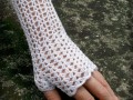 Bílé rukavičky - středně dlouhé