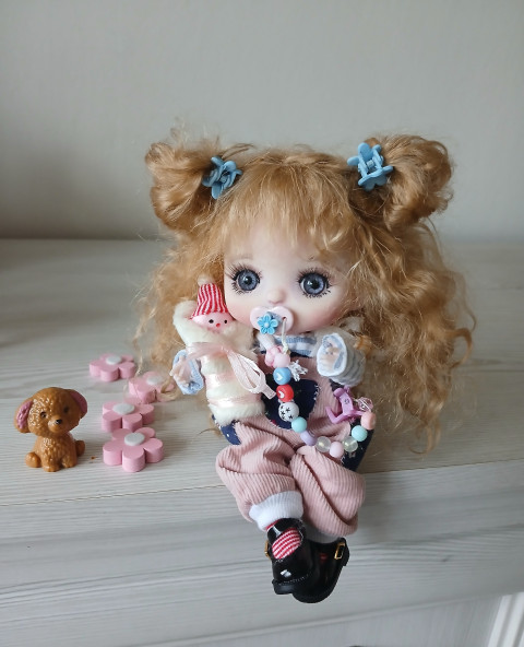 Vítěnka dekorace panenka sběratelství 