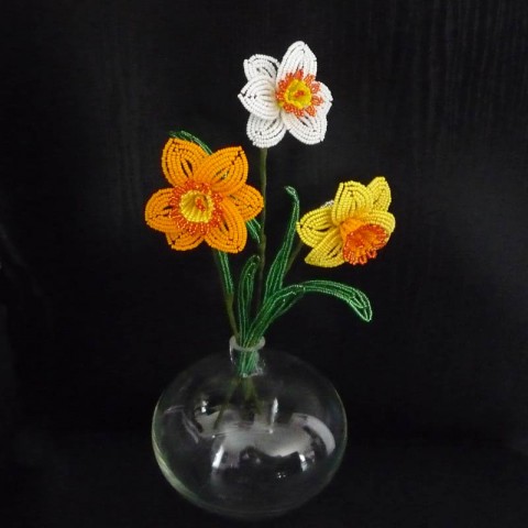Korálkové narcisky domov váza dekorace dárek zelená květina oranžová jarní byt bílá narozeniny žlutá jaro kytička kytka narciska narcisky 