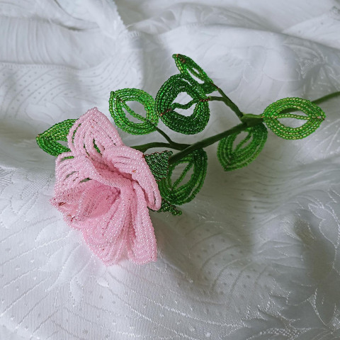 Růže velká růžová dekorace květina čajová růže žlutá kytička kytka rokajl korálková skleněná z korálků 