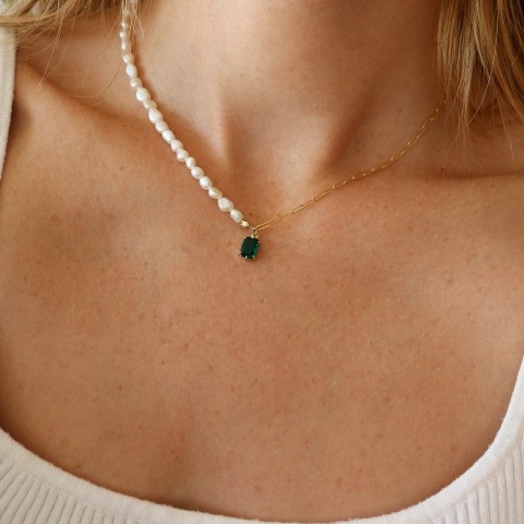 Perlový náhrdelník s brouš. sklem náhrdelník přívěsek talisman zelená sklo perly perla smaragdová perlový 