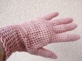 starorůžové háčkované rukavičky