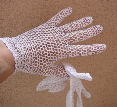 háčkované rukavičky vel M svatební sváteční háčkované rukavičky romantické rukavičky bílé rukavičky 