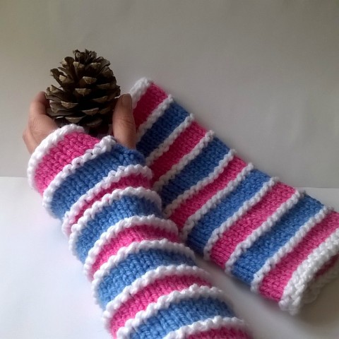 Pruhované návleky na ruce modrá růžová bílá pletené proužky pruhy pink pruhované návleky rukavice bezprsťáky na ruce středněmodrá 