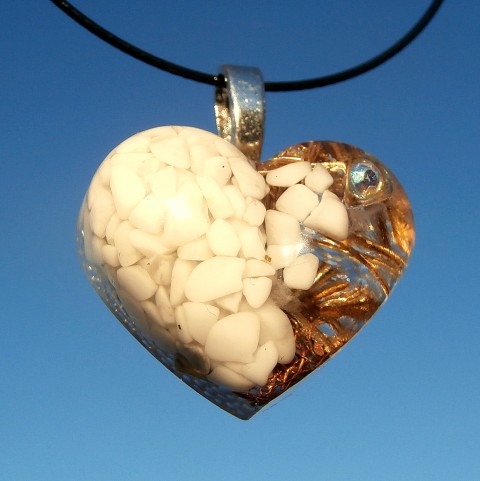 ORGONIT *Sněžný křemen a bílá * šperk křišťál minerály energie drahé kameny osobní orgonit stones.luxusní pendant 