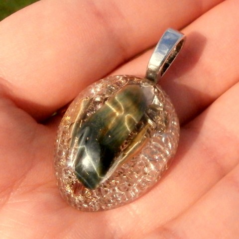 Orgonit, *Sokolí oko oříšek* šperk křišťál minerály energie drahé kameny osobní orgonit stones.luxusní pendant 