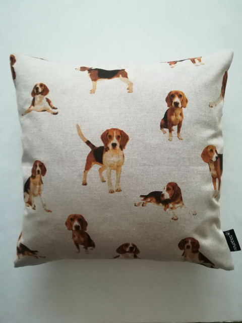 Povlak na polštář 40x40cm Bígl dekorace pes vánoce bavlna vánoční polštář polštářek dekorační povlak zip bavlněný svátky 40x40 bígl domácí mazlíčci 