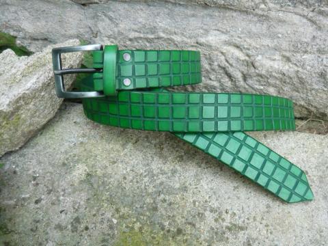 Kožený pásek-kostky pásek pásky opasek opasky kožený 