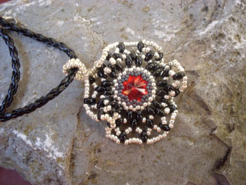 Earthquake, 14 mm rivoli náhrdelník korálky elegantní černá swarovski stříbrná rivoli romantický pro ženu 