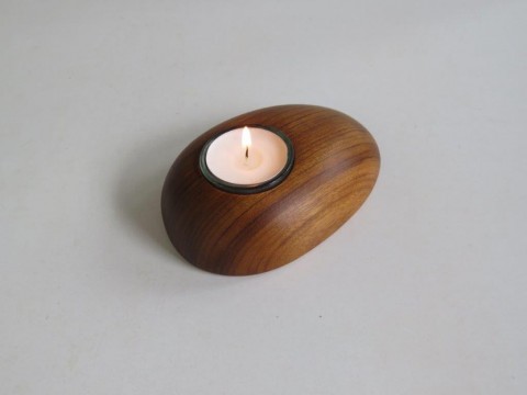 Svícen na čajovou svíčku. dřevo řezba dekorace dárek vánoce svícen narozeniny těžítko handmade ruční práce čajová svíčka 
