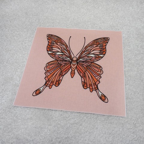 Bavlněný panel s motýlem - korálový bavlněné panely červený motýl vzorovaná látka látkové panely látka na patchwork látka s motýlem panel s motýlem 