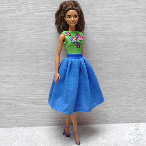 Barevné šaty pro Barbie šaty pro panenku šatičky pro barbie oblečky pro panenku šaty pro barbie 