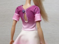 Barevné šatičky pro Barbie