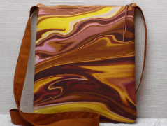 Malá kabelka se srdíčky