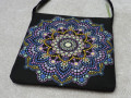 Barevná kabelka s mandalou Dot Art