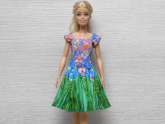 Barevné koktejlky pro Barbie