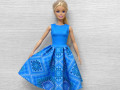 Modré šaty pro Barbie