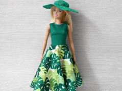 Pruhované šaty pro Barbie