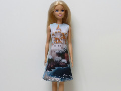 Pruhované šaty pro Barbie