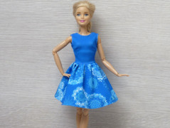 Barevné koktejlky pro Barbie