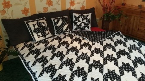 přehoz na dvoulůžko patchwork deka přehoz polštářky 